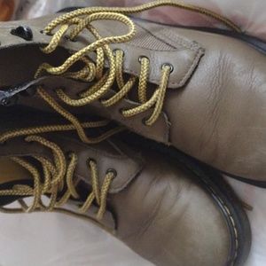 Doc martens big kids boots size 5